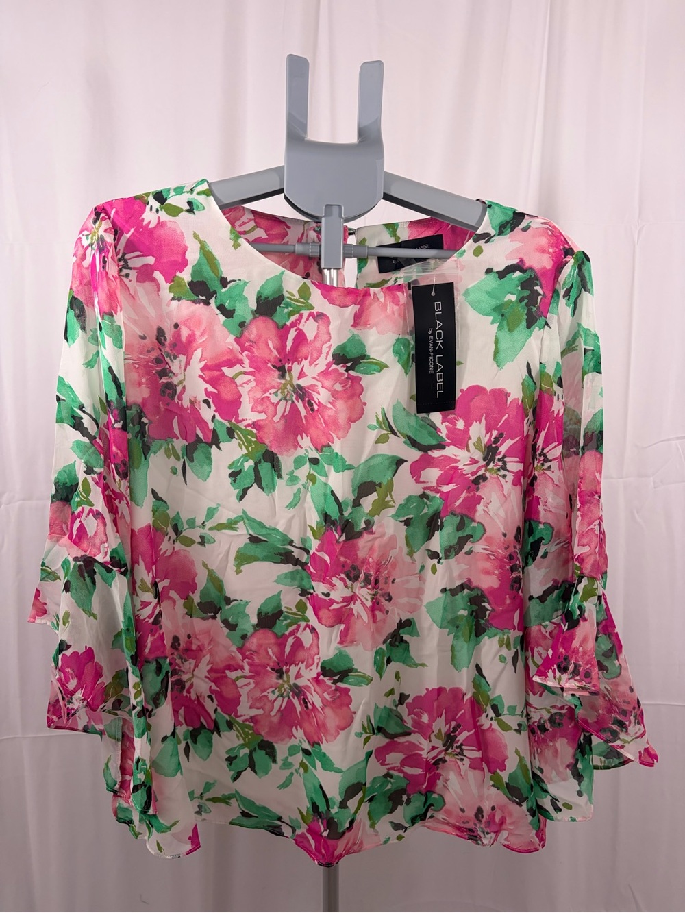NWT Black Label Women’s Size XL Floral Pink & Green Long Sleeve  Blouse